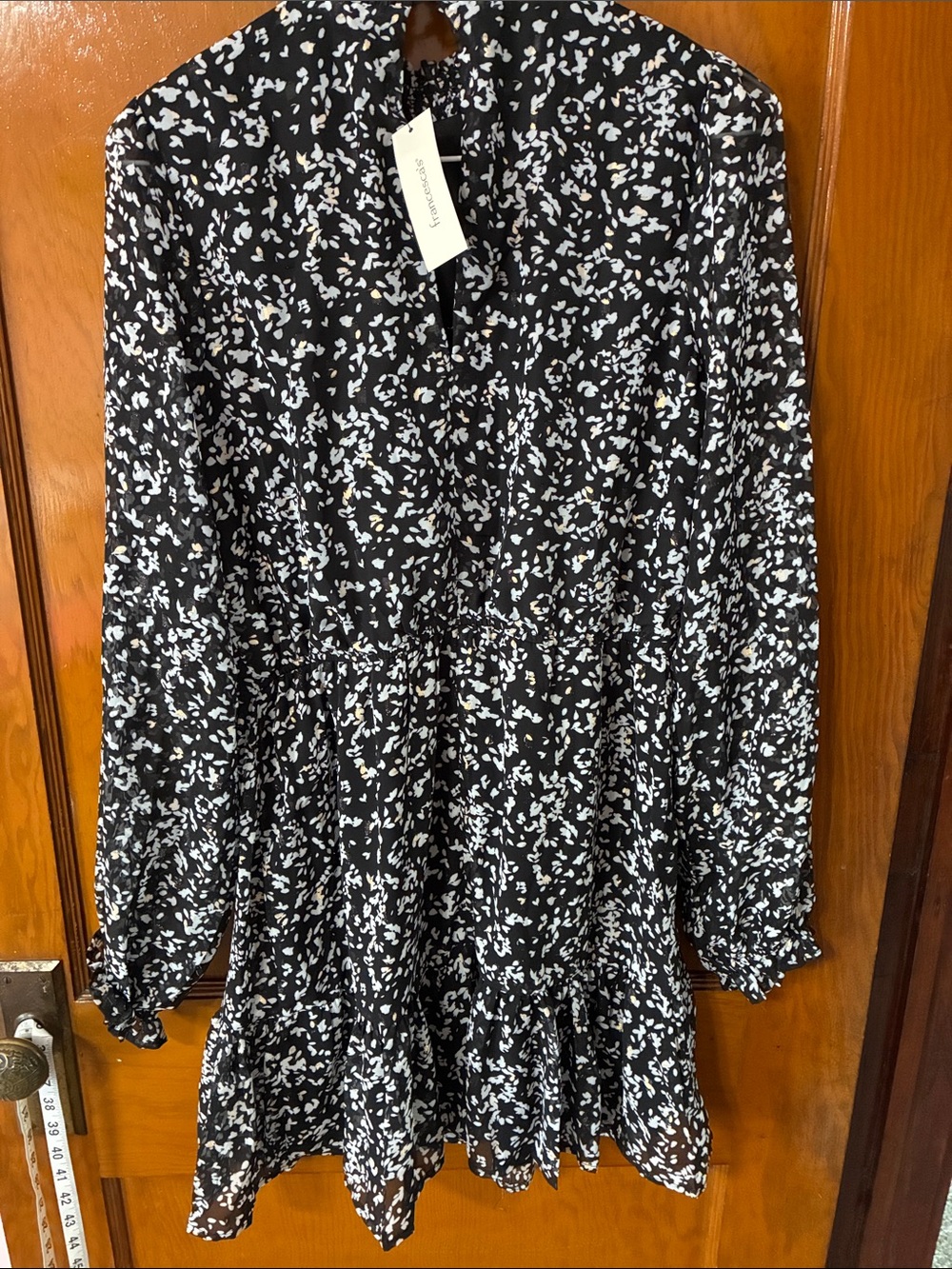 #41 - NWT Francesca’s Black Floral Tiered Long Sleeve Dress